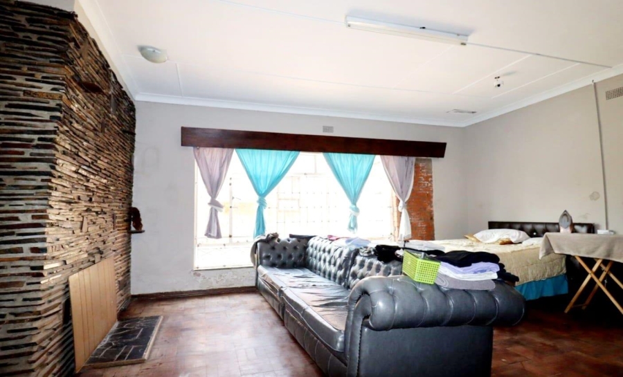 13 Bedroom Property for Sale in Generaal De Wet Free State